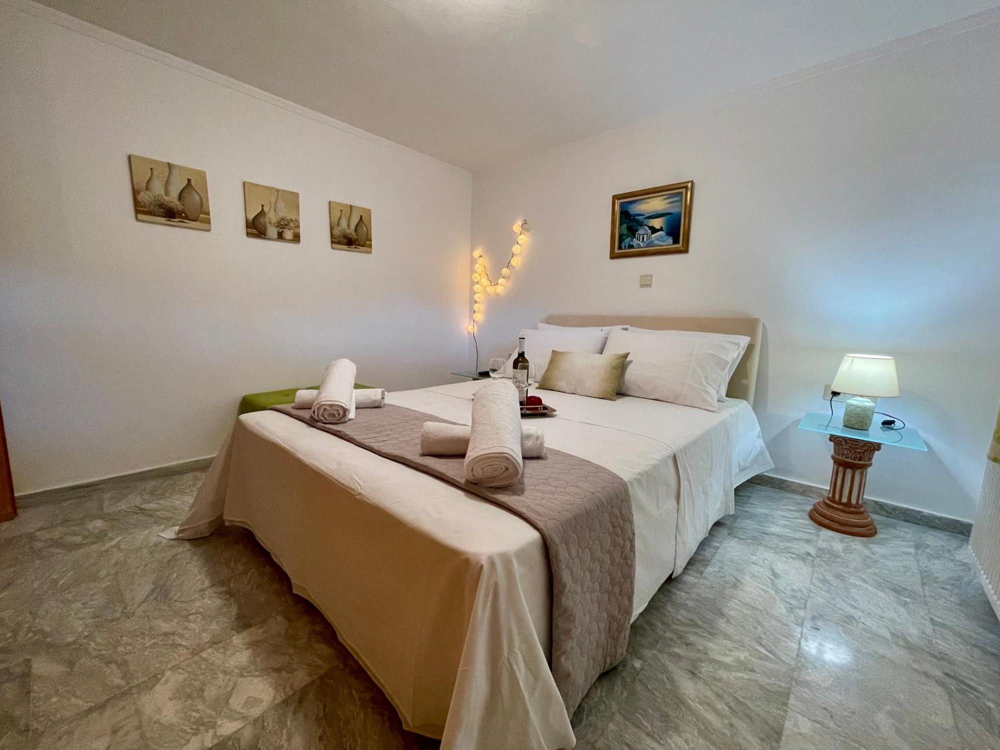 Apartament Erotospilia Porto Rafti Near The Athens Airport Zewnętrze zdjęcie