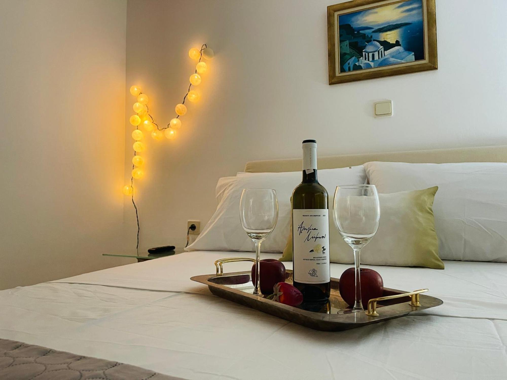 Apartament Erotospilia Porto Rafti Near The Athens Airport Zewnętrze zdjęcie