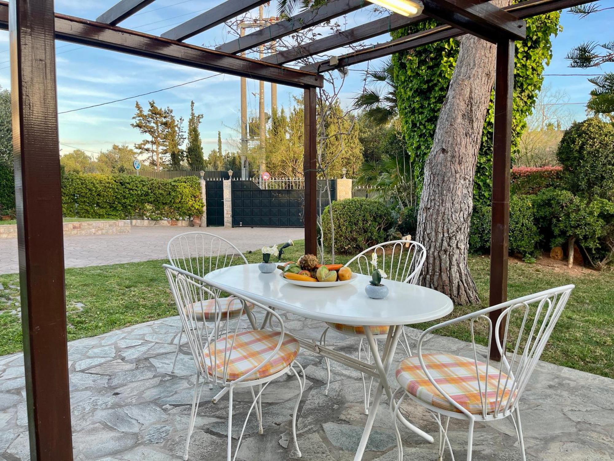 Apartament Erotospilia Porto Rafti Near The Athens Airport Zewnętrze zdjęcie